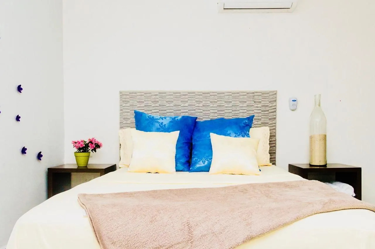 Aquamarina Suites Playa del Carmen Lägenhetshotell